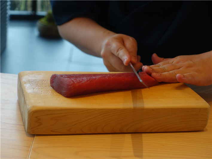 chef cutting tuna